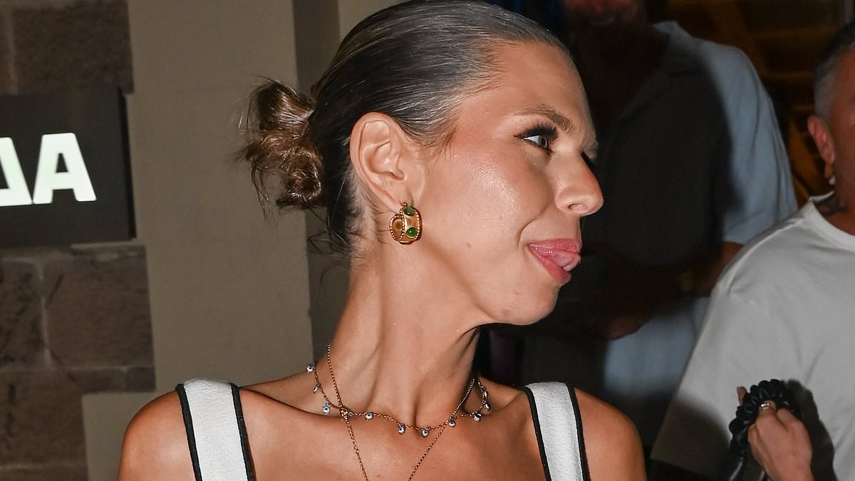 Bec Zacharia: 20 Years of Insecurity Before Jaw Surgery